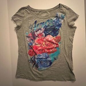 Aeropostale Floral Graphic tshirt - Women’s Size L - EUC